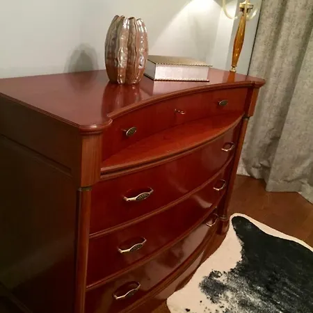 Altbauwohnung Im Herzen Von