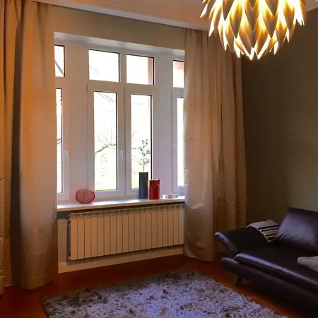 Altbauwohnung Im Herzen Von Apartment